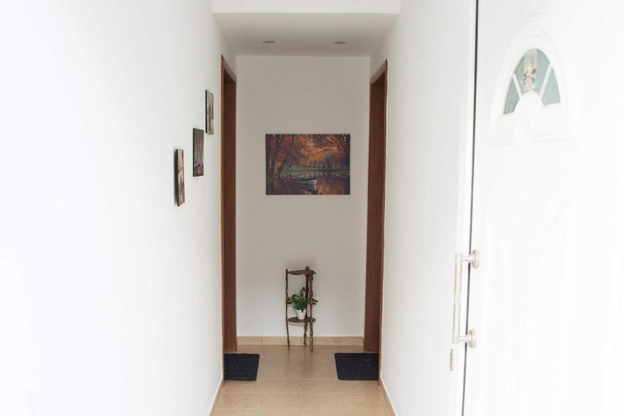 Ferienwohnung Mirmidones Anesis Agrelia Exterior foto