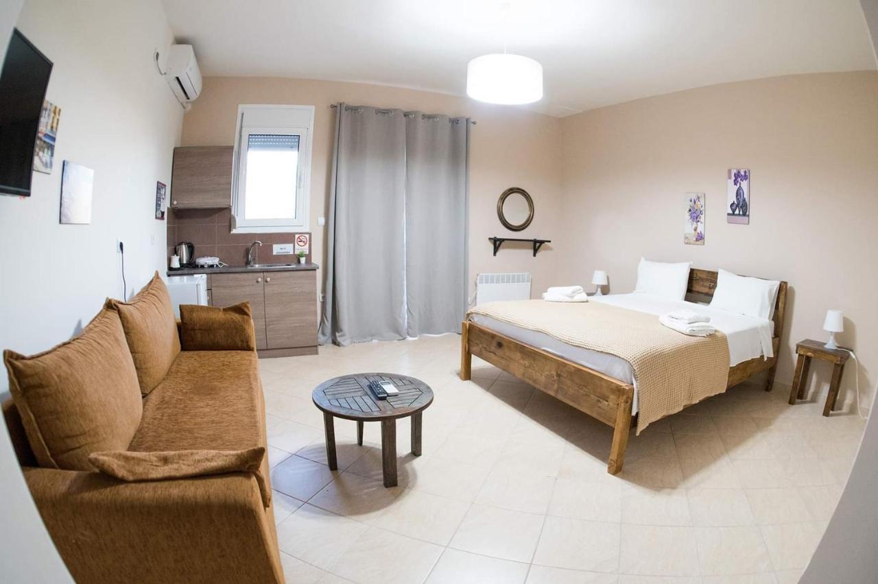 Ferienwohnung Mirmidones Anesis Agrelia Exterior foto